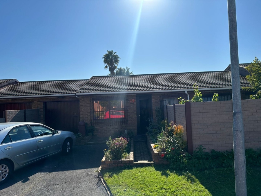 3 Bedroom Property for Sale in Silver Oaks Western Cape